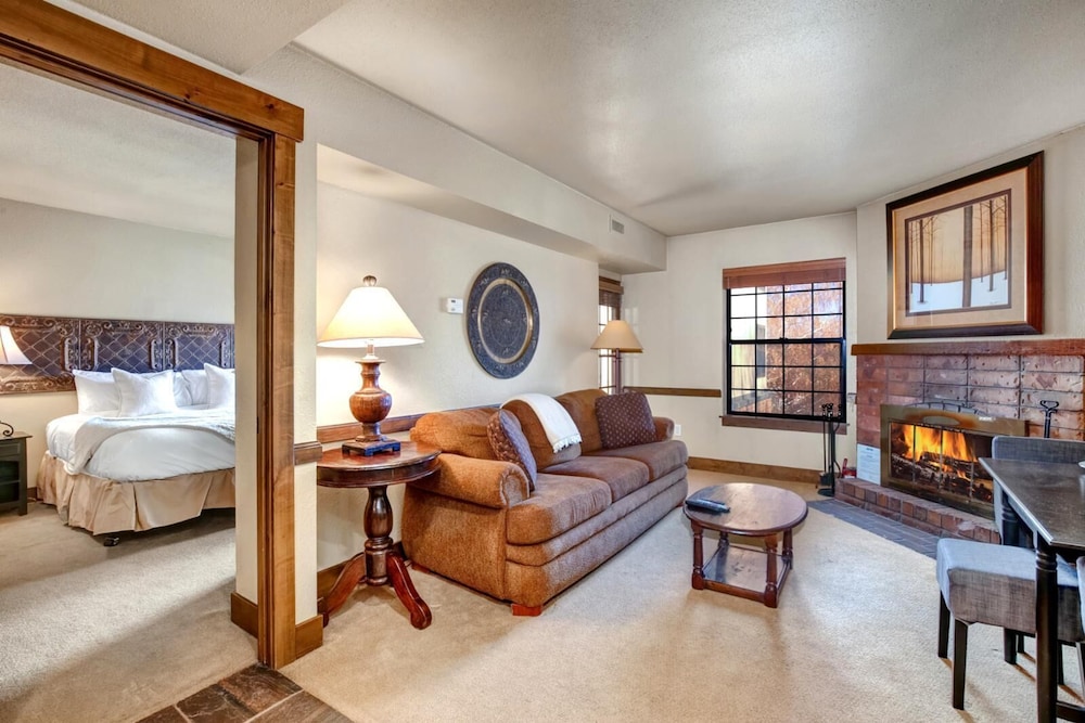 Condo, 1 Bedroom, Mountain View (Cbi 207) photo 1