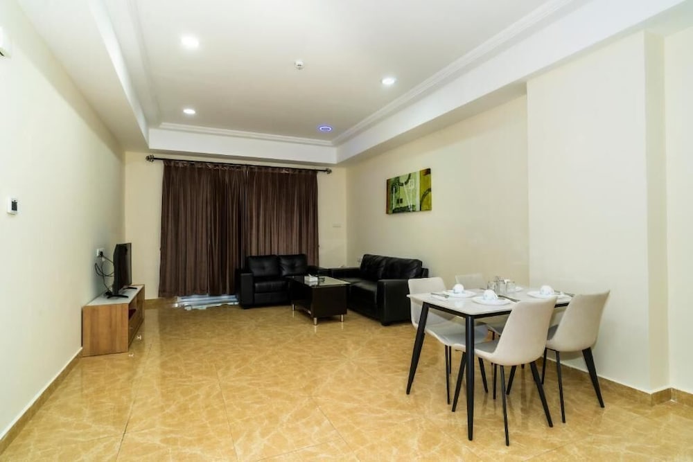 Deluxe Apartment