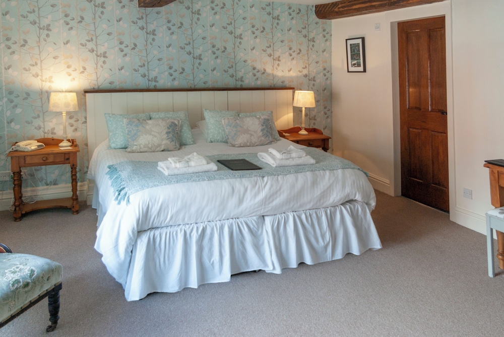 Deluxe Suite, 1 King Bed photo 1