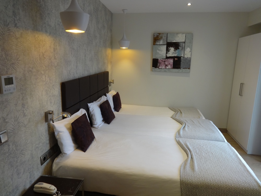 Standard Double Room (Matrimonial) photo 2