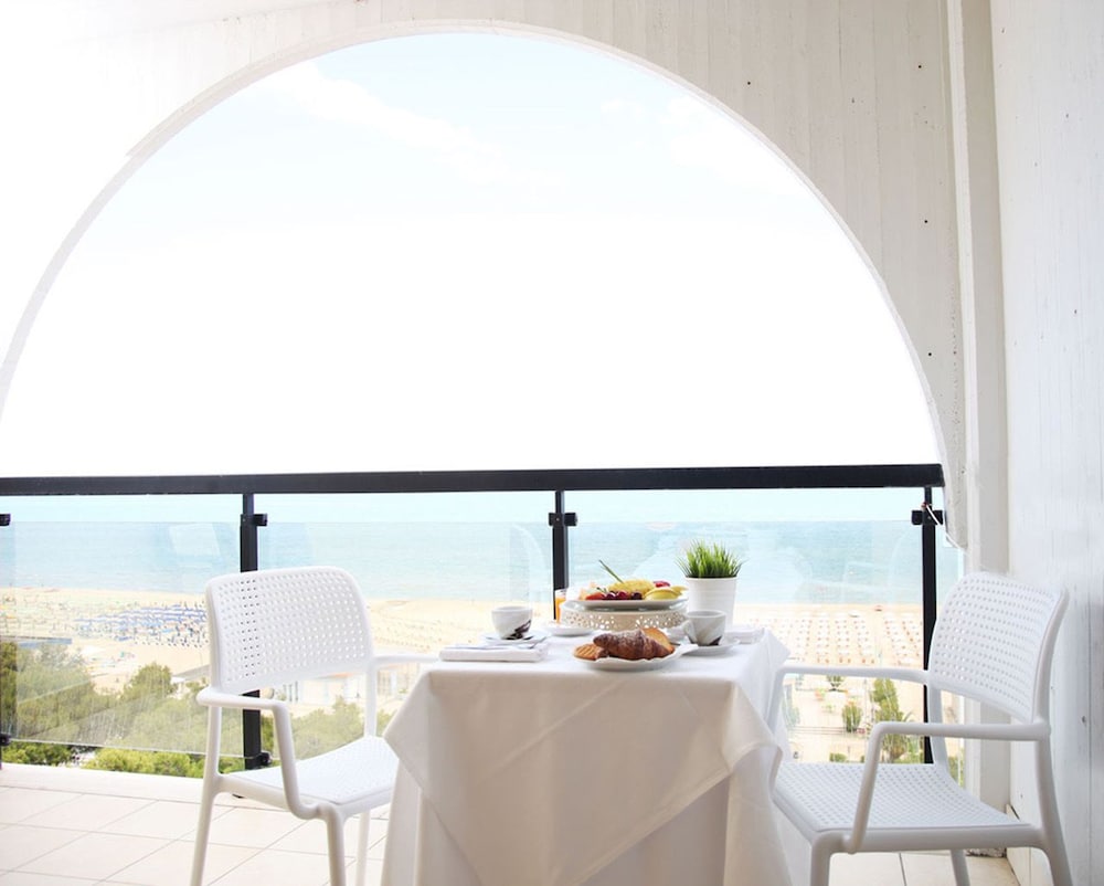 Quadruple Room, Balcony photo 2