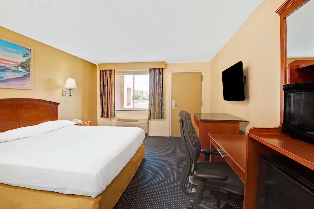 Room, Accessible - Photo 3