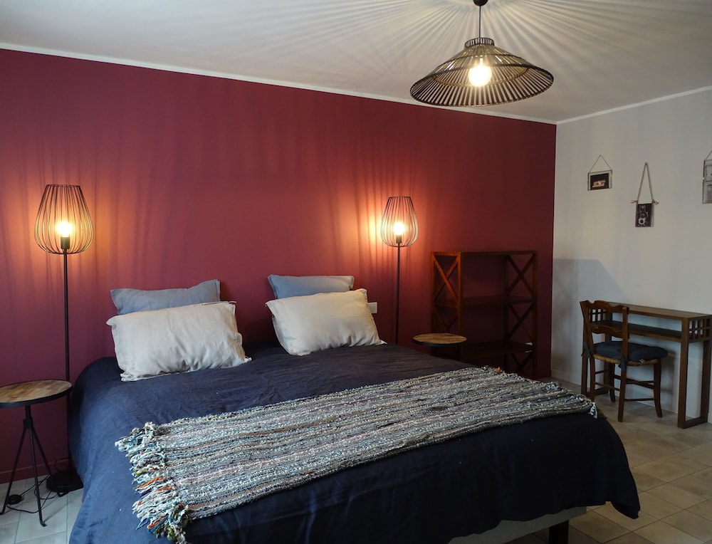 Double Room (Puycelsi) photo 1