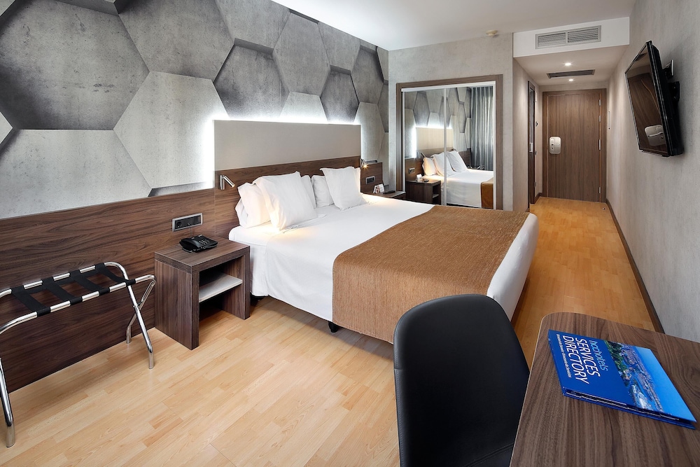Standard Double or Twin Room (With Parking) photo 2