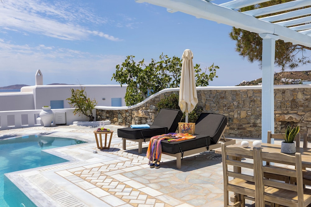 Delos Two Bedroom Villa with Private Pool & Sea View - Photo 20