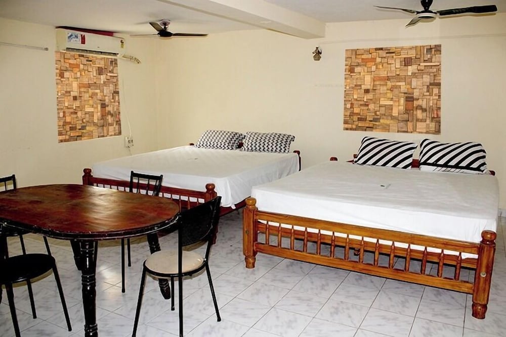 Family Double Room, Balcony, Hill View photo 1