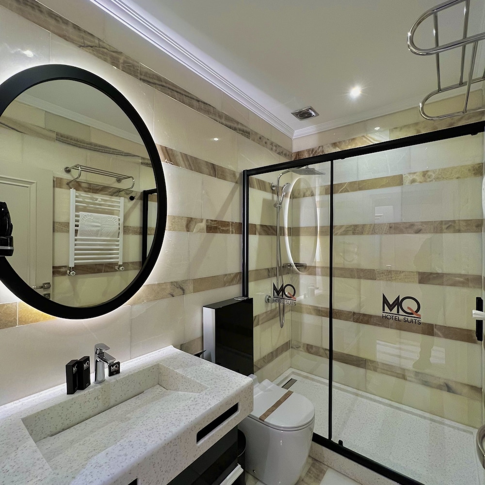 Standard Double Room - Photo 8