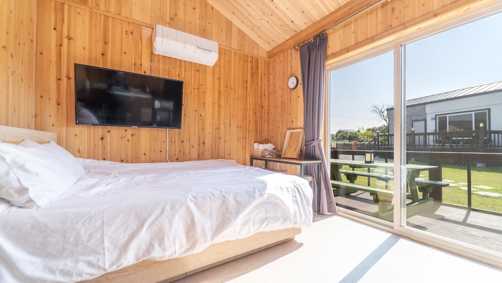 Basic Room, 1 Bedroom (couple1) - Photo 1
