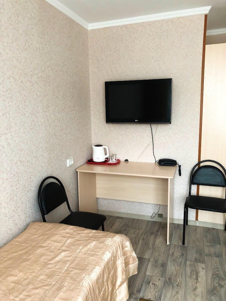 Standard Twin Room photo 2