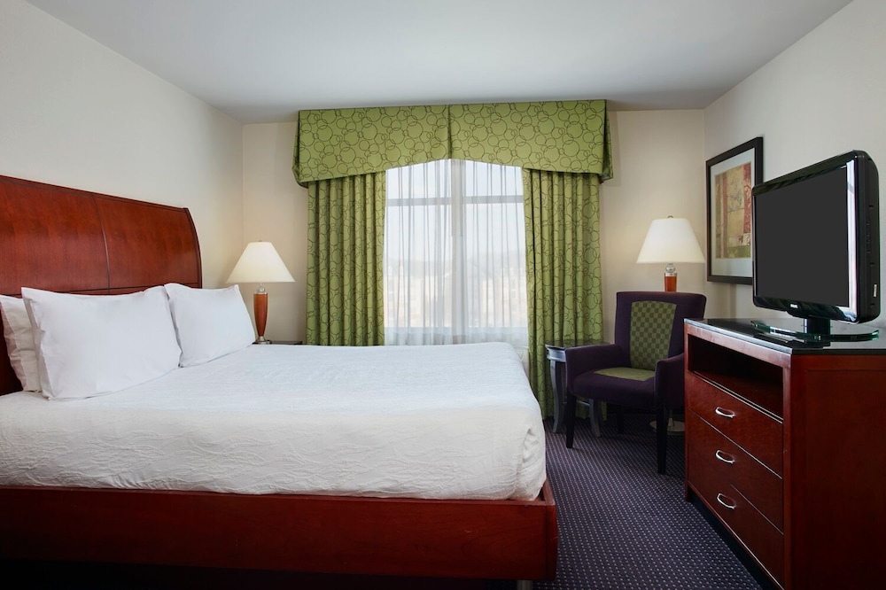 Suite, Accessible - Photo 2