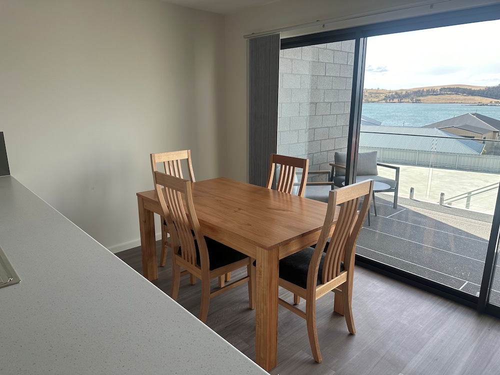 Spring Bay Villa 13 photo 2
