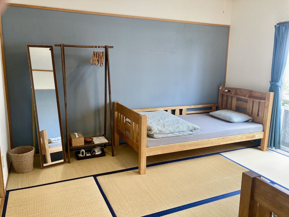 Tatami twin room photo 2