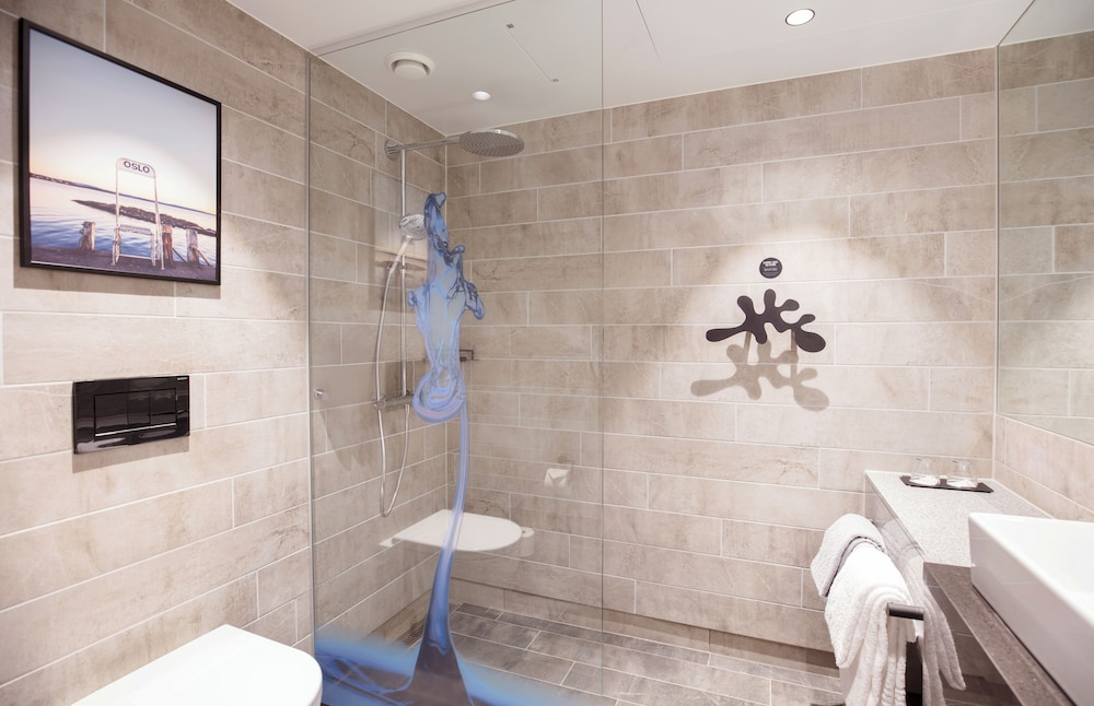 Standard Twin Room - Photo 7