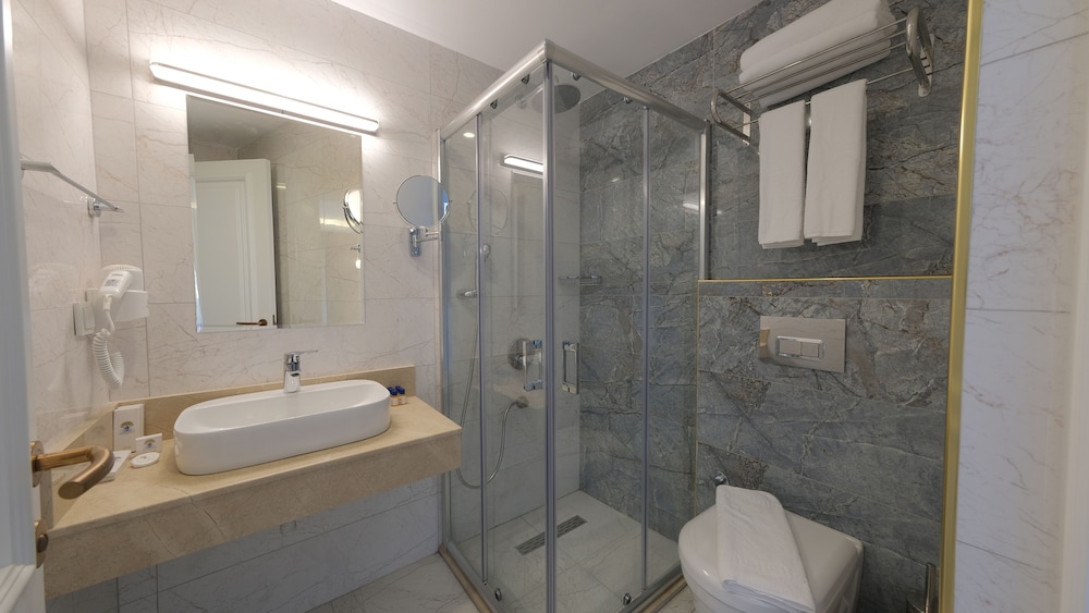 Superior Twin Room - Photo 2