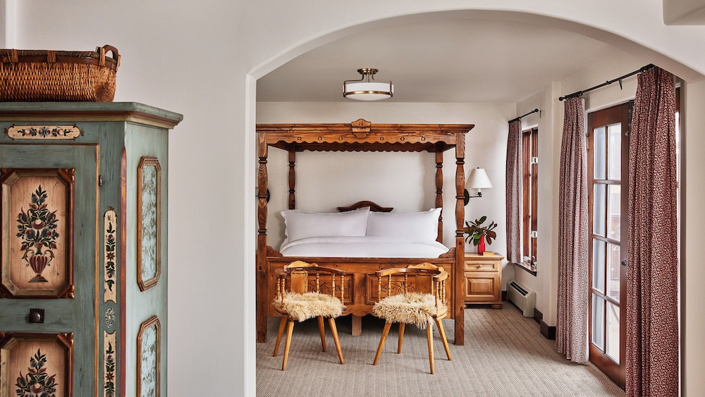 Junior Suite (Inn)
