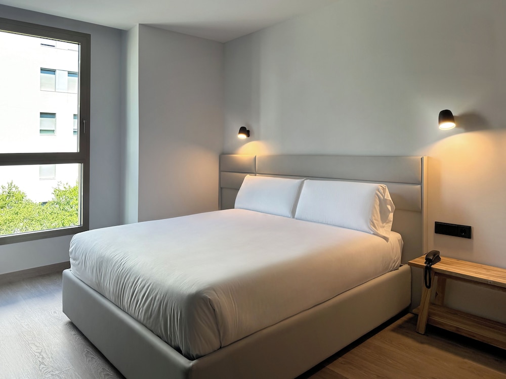 Standard Triple Room - Photo 3