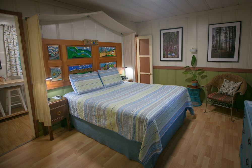 Camp Inn Room photo 2