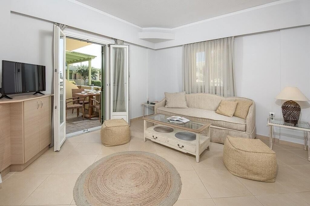 Family Sea View Room