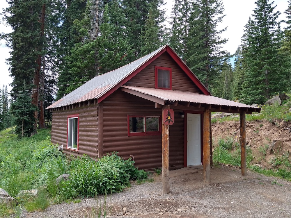 Cabin 3 photo 2