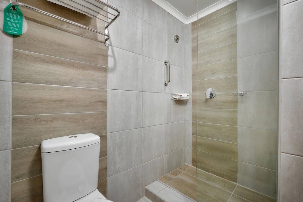 Room, 1 Double Bed - Photo 4