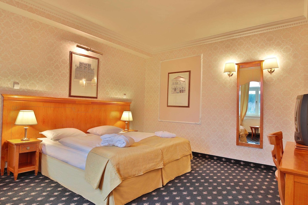 Standard Double Room - Photo 3