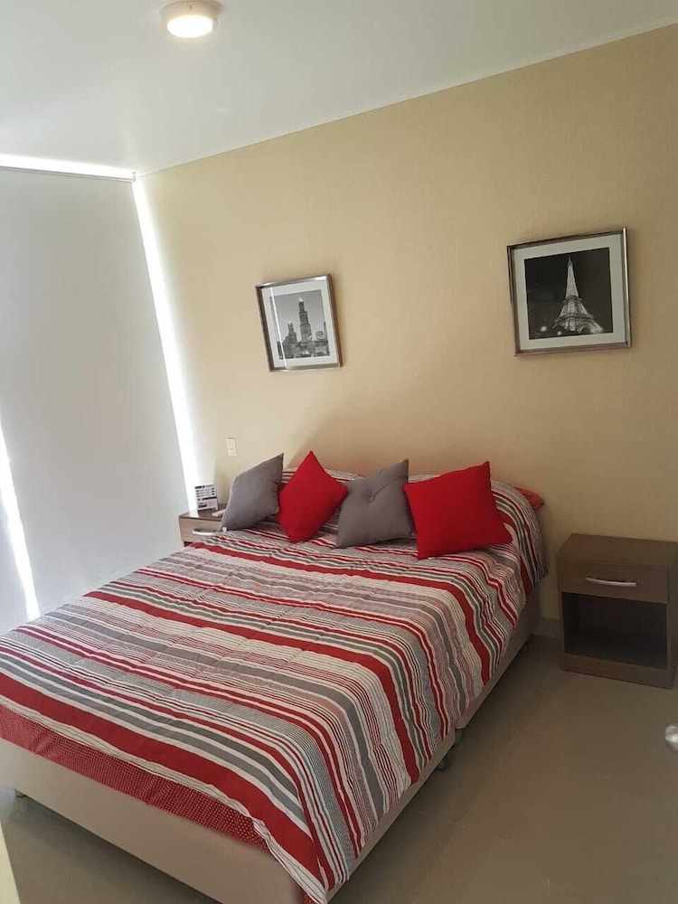 Deluxe Apartment, 1 Bedroom, Private Bathroom, Pool View photo 1