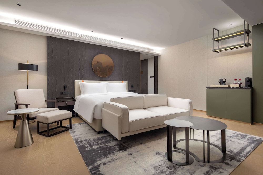 Business Room, 1 King Bed photo 1