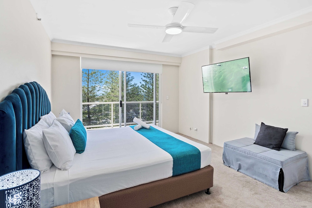 Apartment, 2 Bedrooms, Beach View photo 1