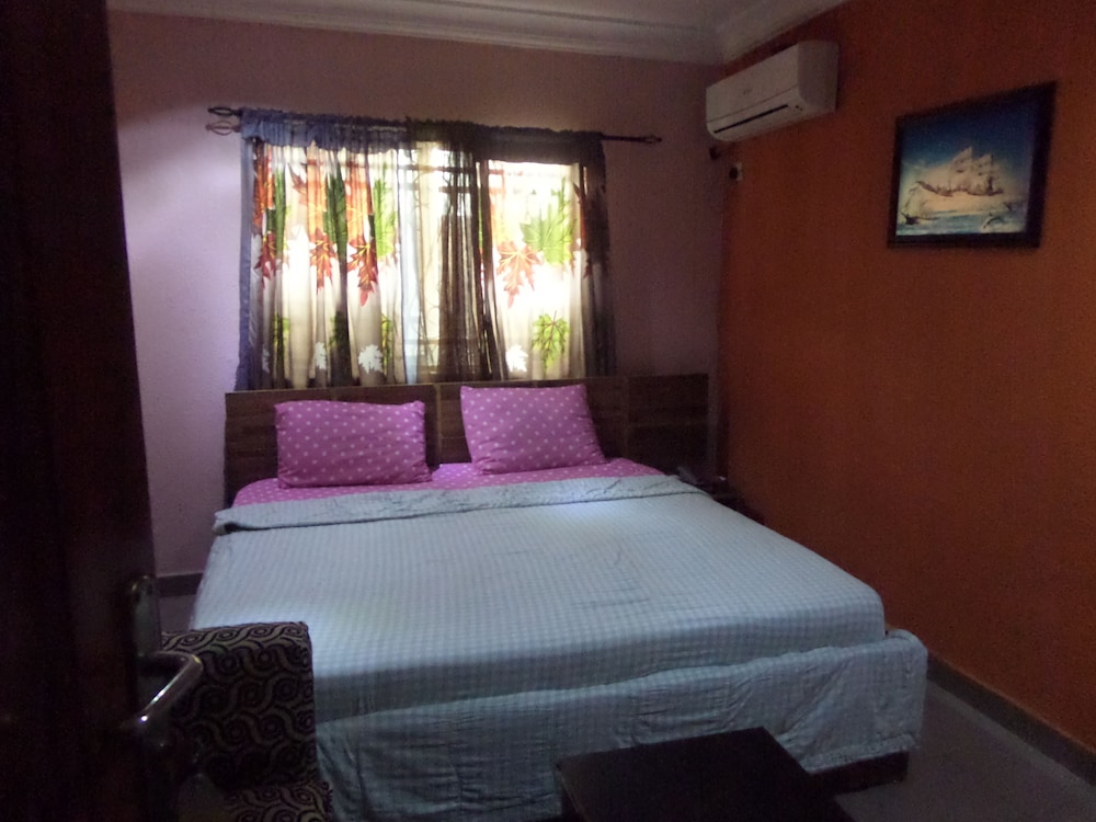 Executive Room, 1 Queen Bed, Non Smoking photo 3