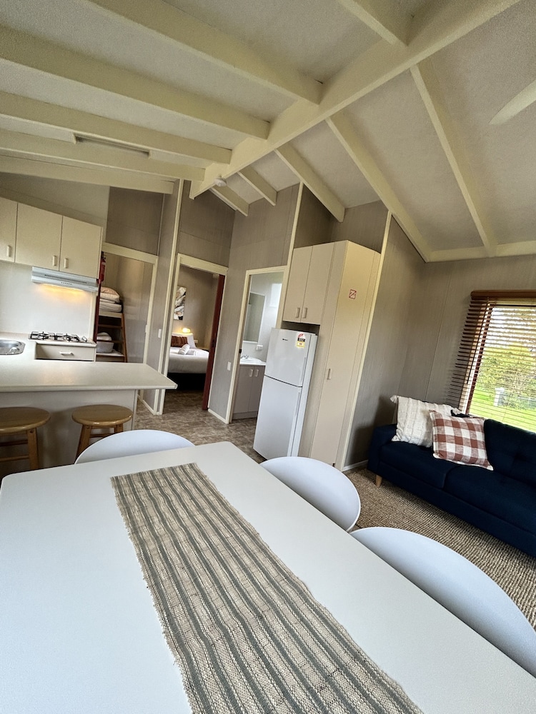 Comfort Cabin, Partial Ocean View photo 3