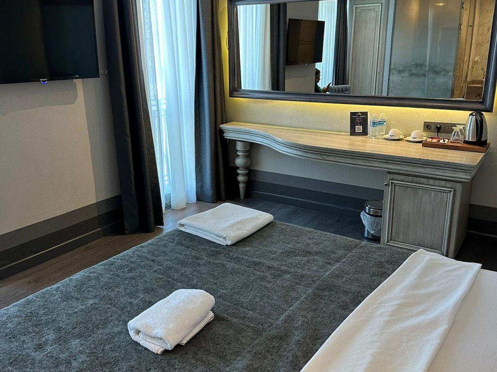 Standard Double Room photo 3