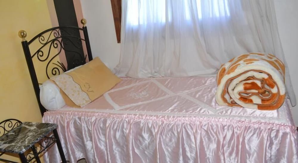 Triple Room, 3 Twin Beds, Private Bathroom