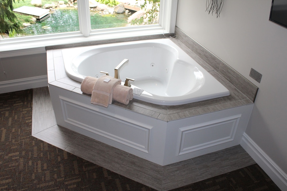 King Jacuzzi Room photo 3