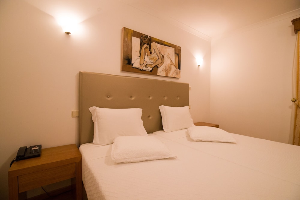 Traditional Twin Room photo 2