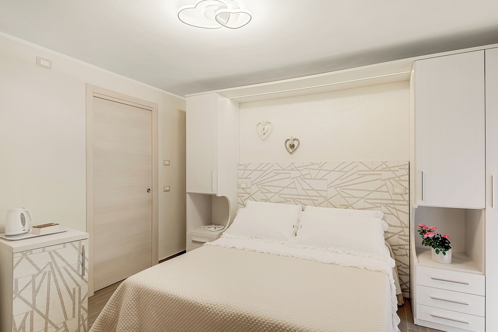 Deluxe Double Room, 1 Bedroom photo 3