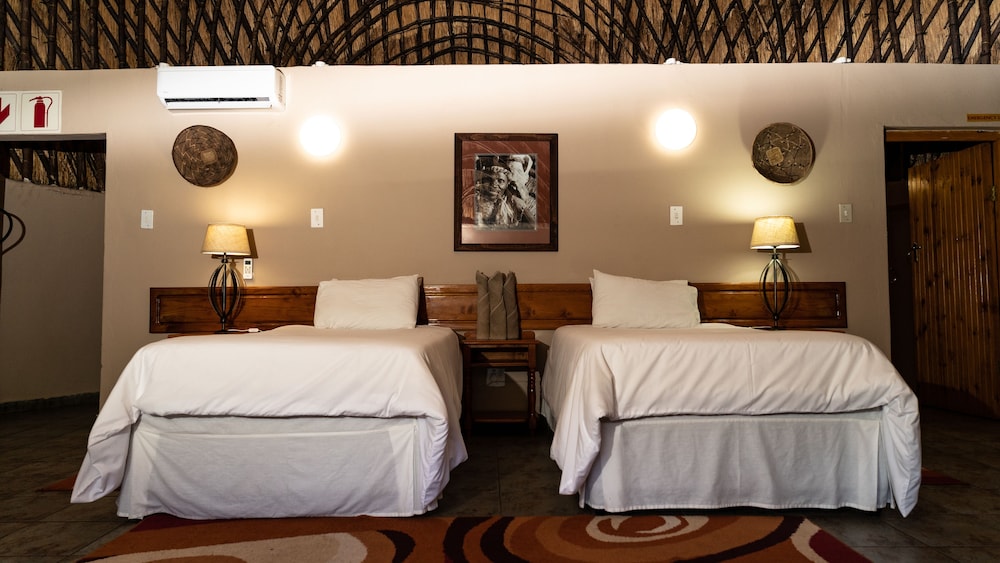 Standard Twin Room, Multiple Beds - Photo 1
