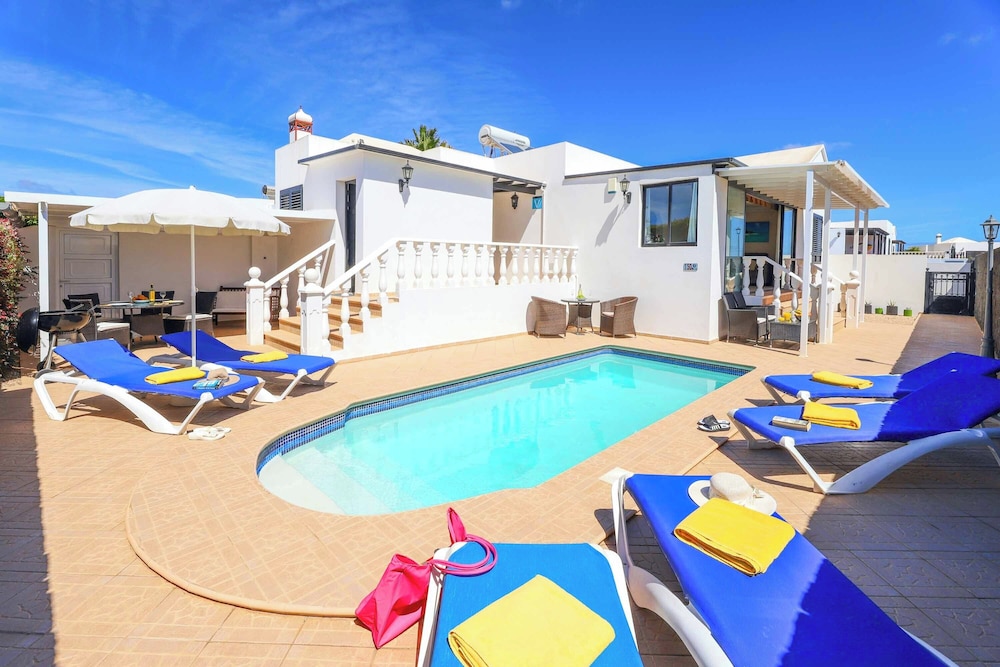 Villa (4 Habitaciones)