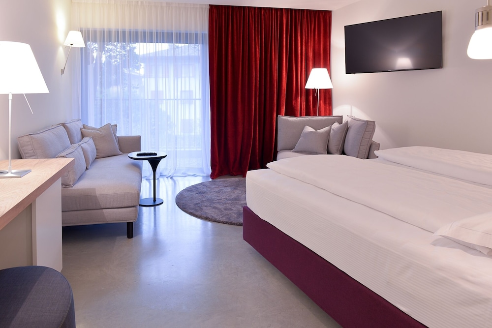 Junior Suite, Garden View - Photo 1