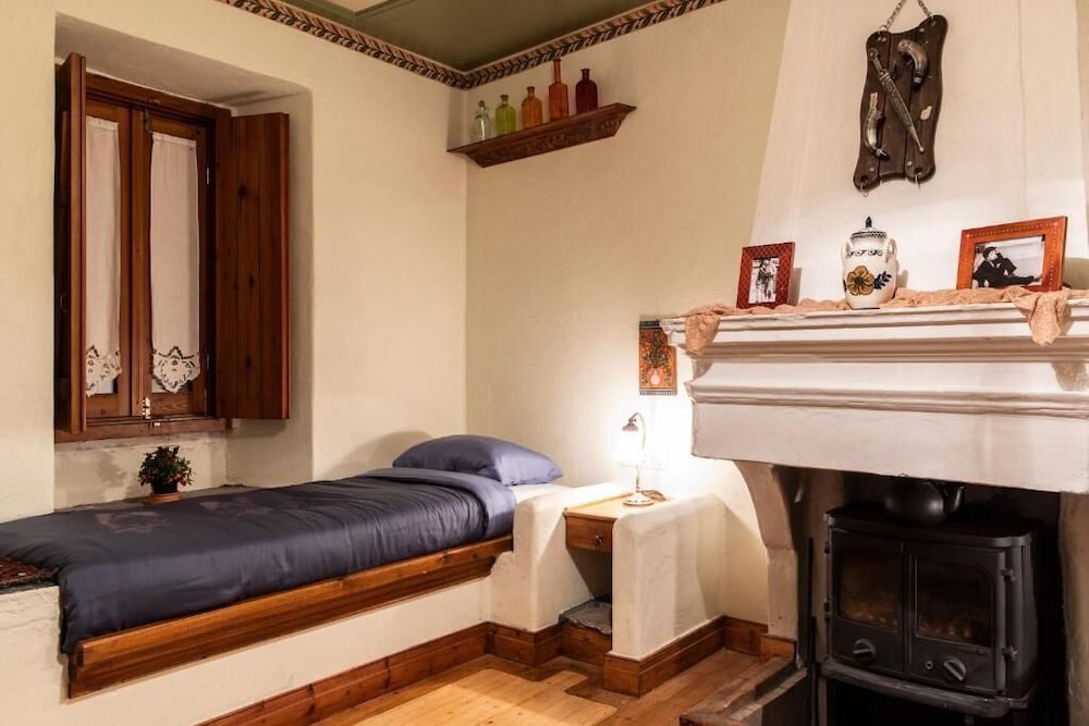 Traditional Twin Room photo 2