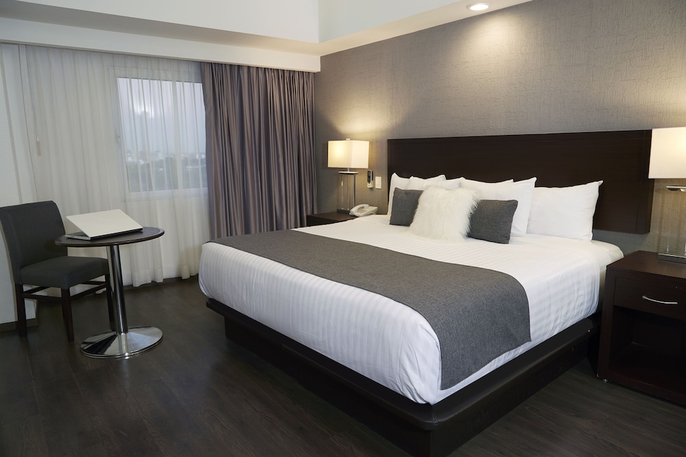 Standard Double Room, 1 King Bed - Photo 1