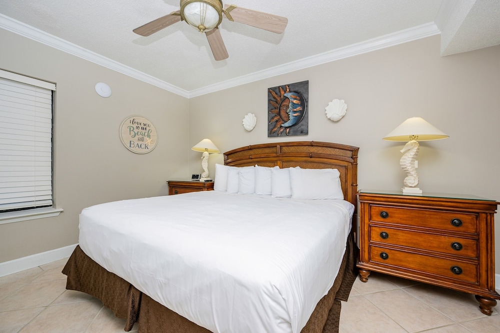 Condo, 1 Bedroom photo 2