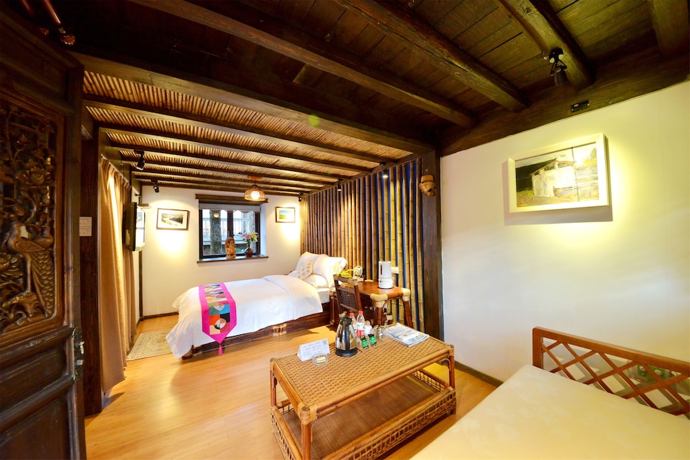 Room, 1 Queen Bed ( 6 )