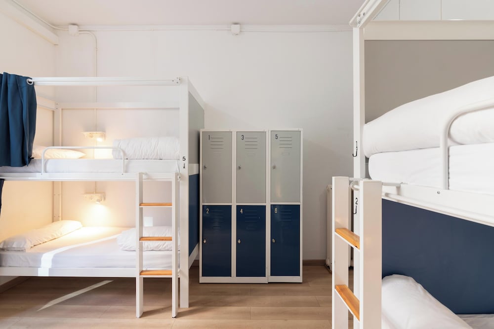 6-Bed Private Room with Private Bathroom