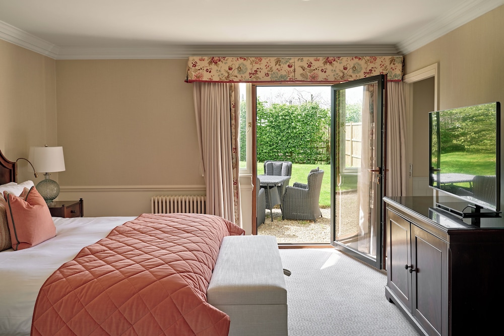 Classic Room (Private Garden) photo 3