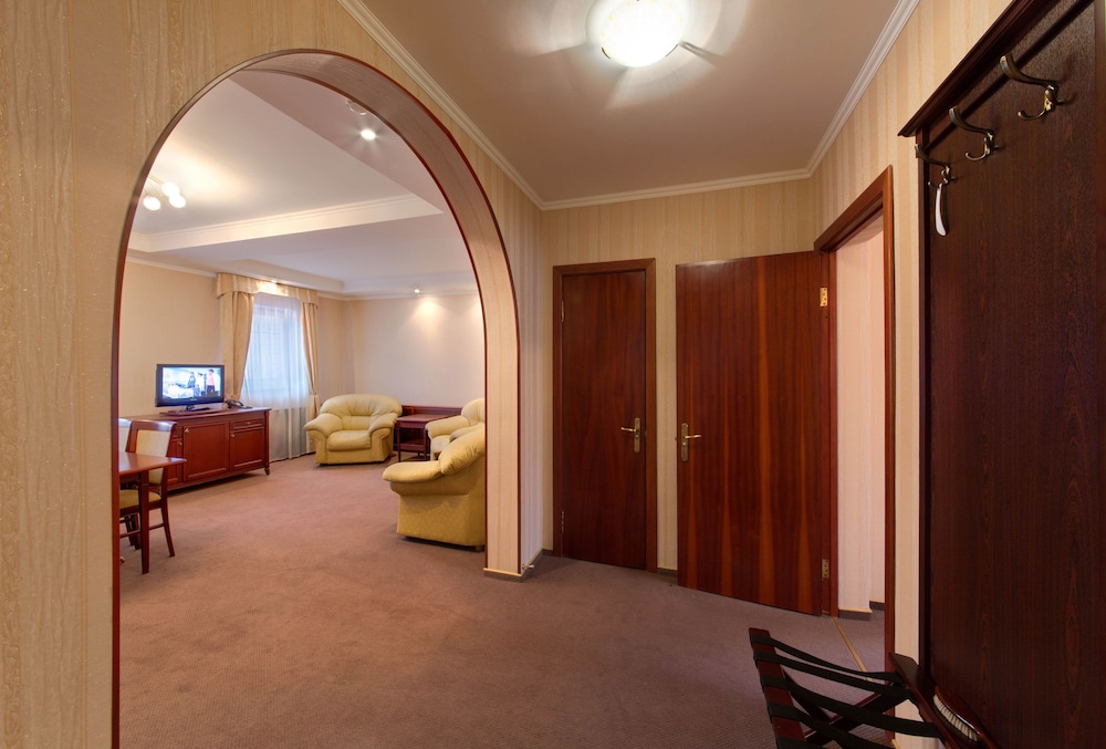 Suite, 2 Bedrooms photo 3