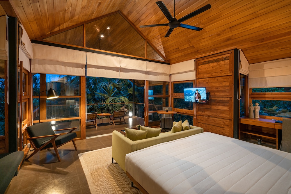 Superior Room - Photo 7