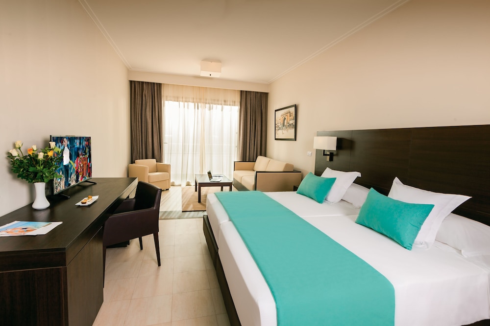 Classic Double Room, Garden View photo 3