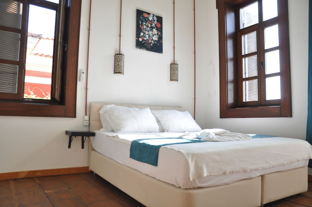 Comfort Room, City View photo 3