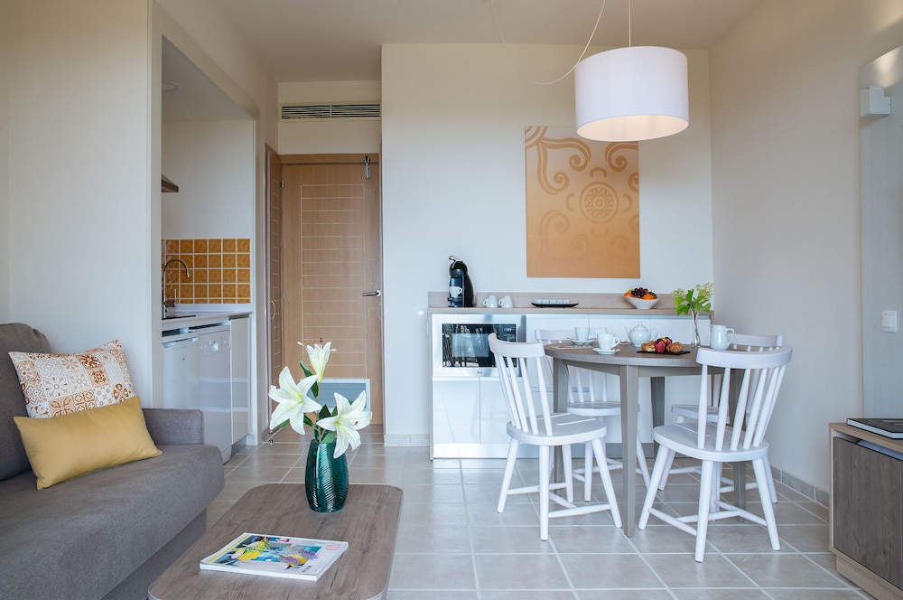 Standard Apartment, 1 Bedroom, Balcony - Photo 9