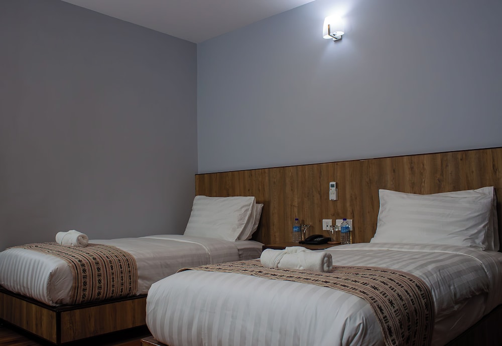 Deluxe Double or Twin Room, Hill View photo 2
